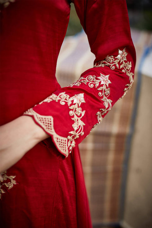 Dress With Intricate Embroidery